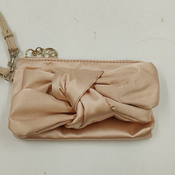Jessica Simpson Pink Silk Wristlet Mini Purse with Bow Baguette Style Bag China - Picture 1 of 11